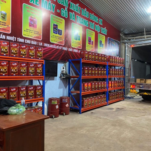 Kho và nguyên vật liệu công ty Sơn Lộc Phát PU68