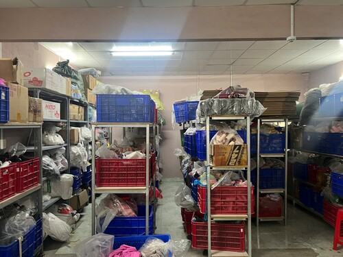 Khu vực để nguyên phụ liệu
