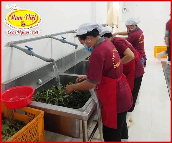 Khu vực rửa rau, củ, quả