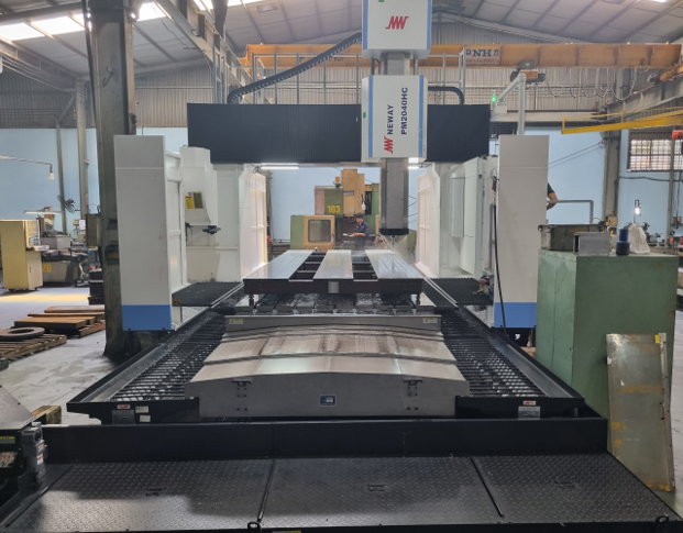 Khung máy công nghiệp gia công trên máy phay CNC 4 trục