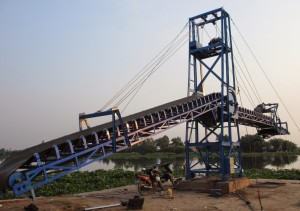 Khung băng tải cầu