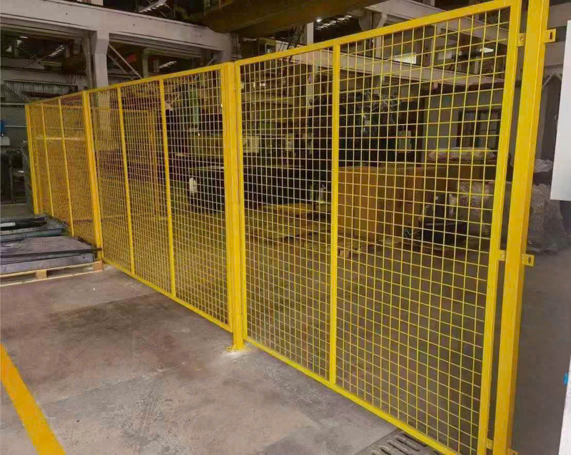 Khung vách ngăn nhà xưởng, khung ngăn sân bóng Pickerball