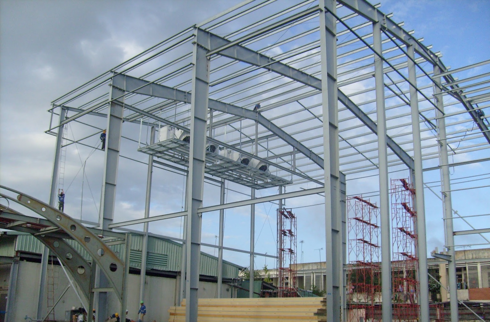 Gia công kết cấu thép