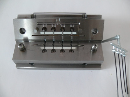 Khuôn áp lực