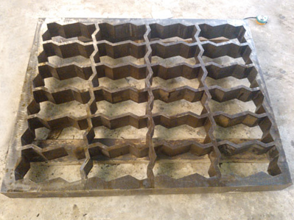 Khuôn gạch con sâu