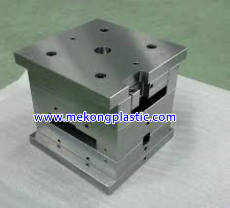 Gia công khuôn ke góc nhựa