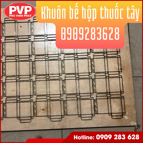 Khuôn bế