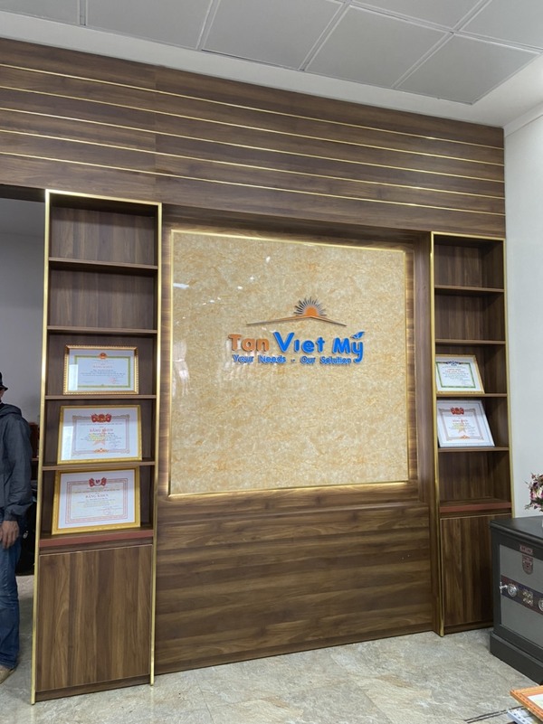 Thi công quầy kệ Tân Việt Mỹ