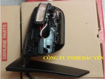 Kính chiếu hậu Innova
