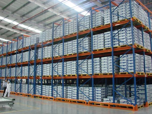 Kế sắt để Pallet
