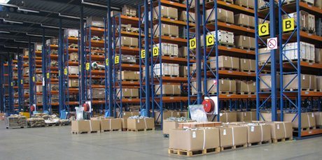 Kế sắt để Pallet