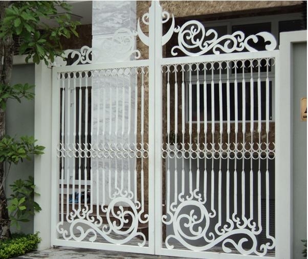 Sơn cổng sắt