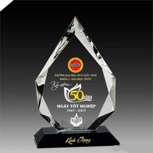 Kỷ niệm chương pha lê