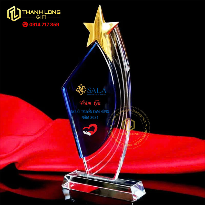 Kỷ niệm chương theo yêu cầu
