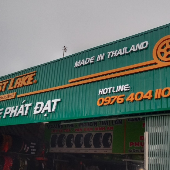 Bảng hiệu công ty