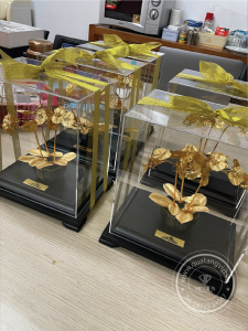Lan 3 cành size to mạ vàng 24k