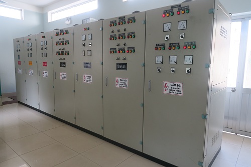 Lắp đặt tủ điều khiển trung tâm