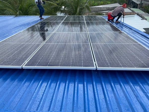 Lắp đặt điện năng lượng mặt trời