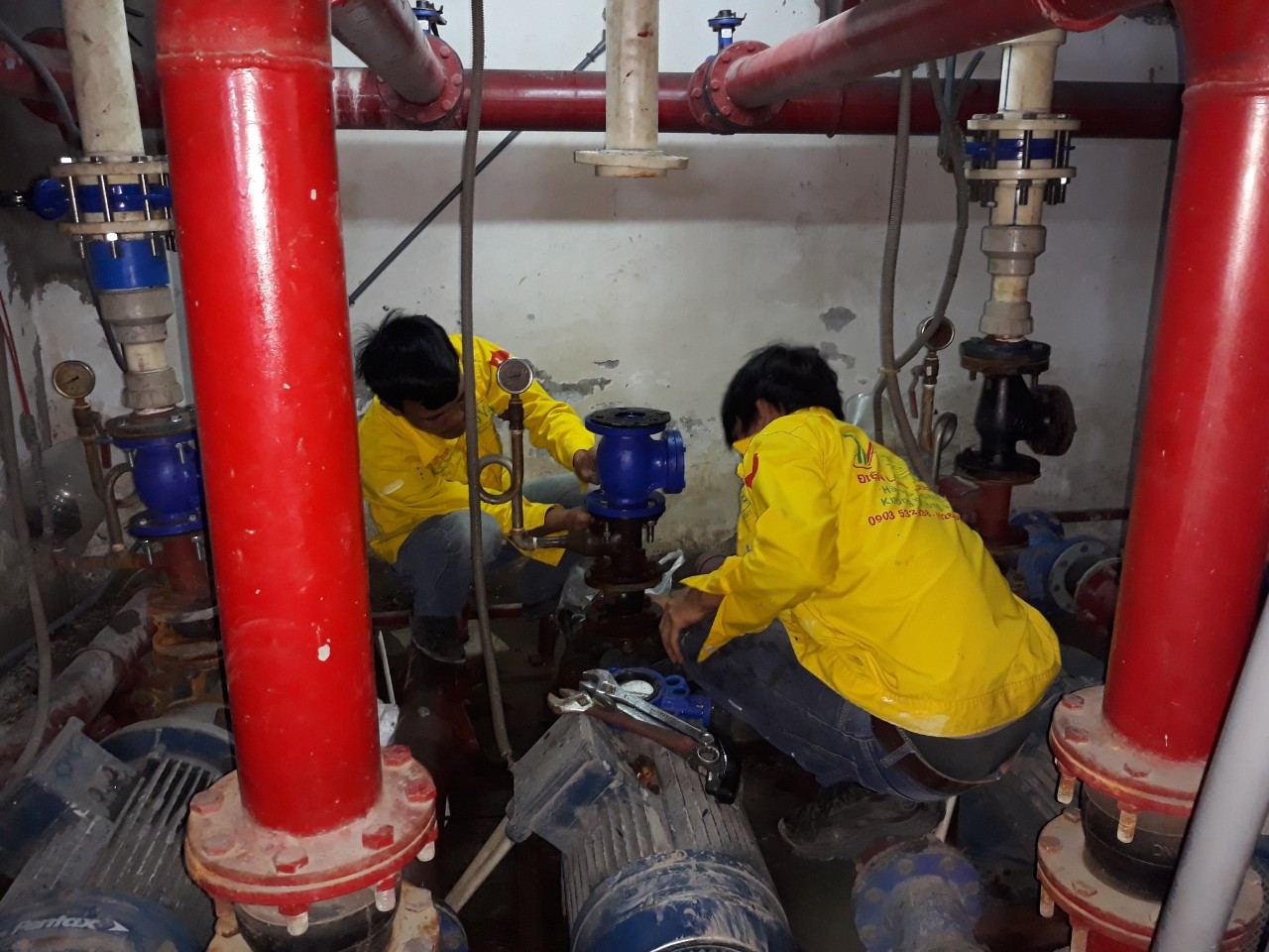 Lắp đặt hệ thống điện nước công nghiệp