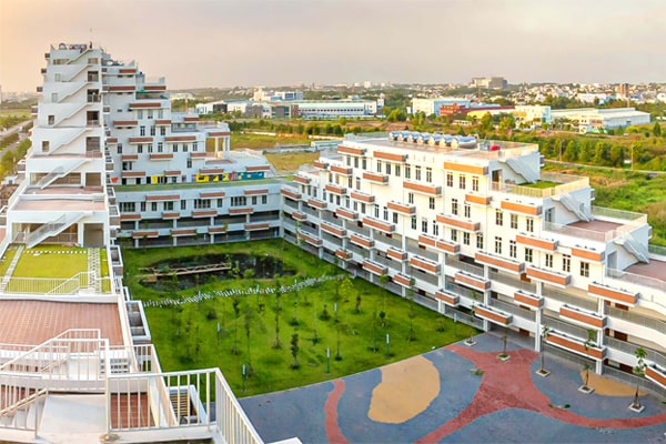 Lắp đặt hệ thống máy lạnh đại học FPT khu Công Nghệ Cao quận 9