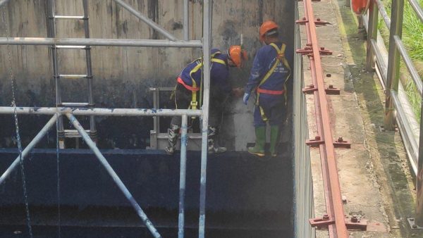 Lắp đặt thiết bị xử lý nước thải nhà máy Yida