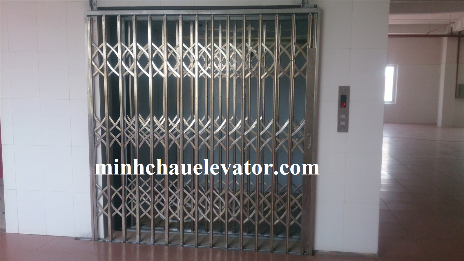 Lắp đặt thang tải hàng Quận 3