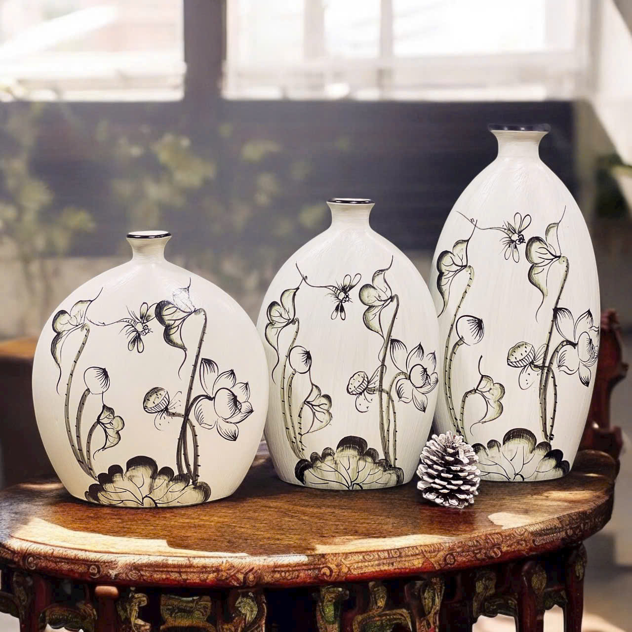 Lọ hoa gốm sứ