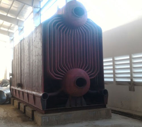 Lò hơi nằm ống nước