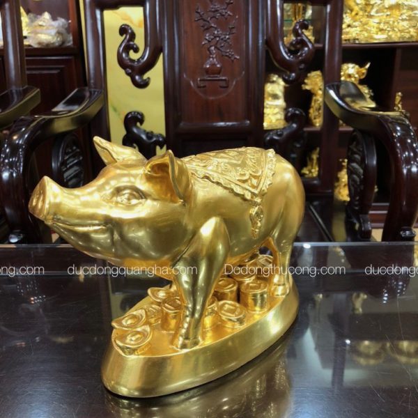 Lợn đứng tiền dát vàng 9999