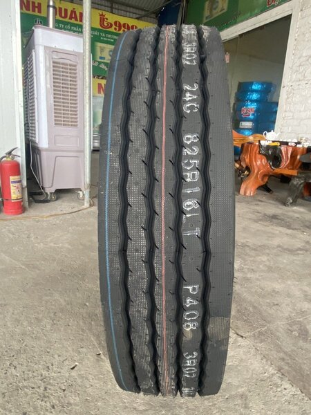 Lốp HEIXINIU A4 825R16 - 18PR