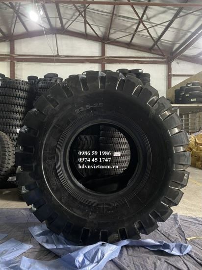 Lốp xúc lật 23.5-25 24PR Tech Hero