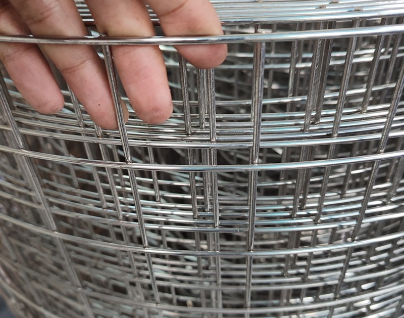 Lưới hàn inox
