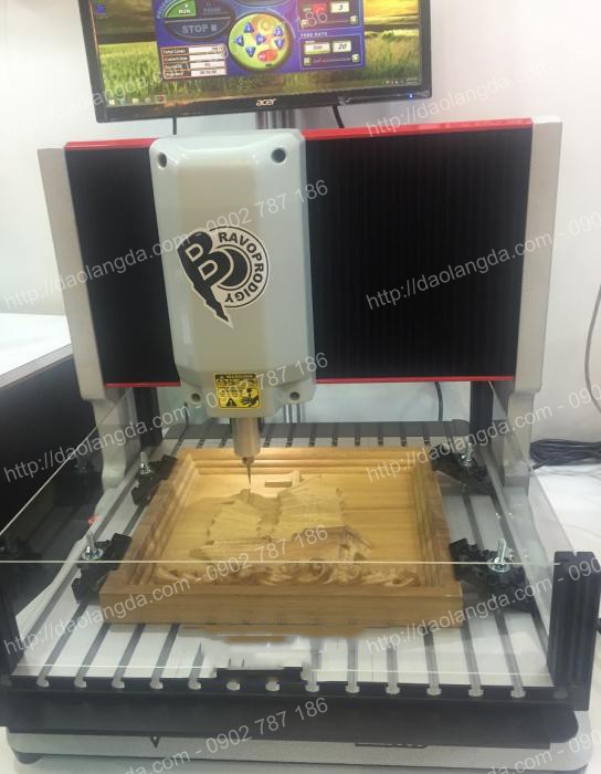 máy điêu khắc cnc