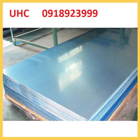 Màng bảo vệ bề mặt nhôm, thủy tinh, inox