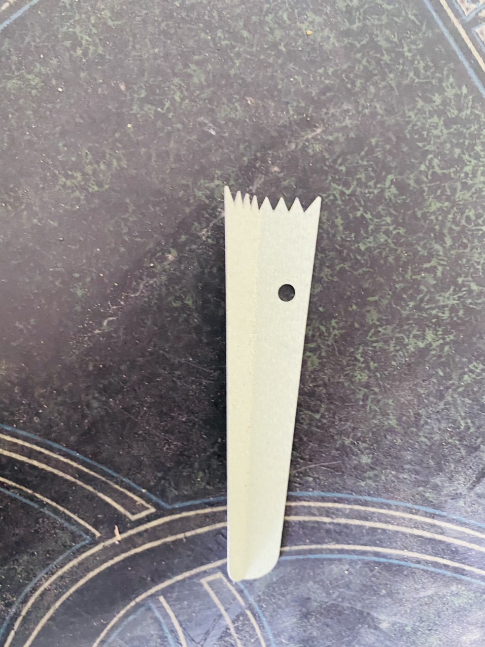 Máng lỗ 8-10 phân