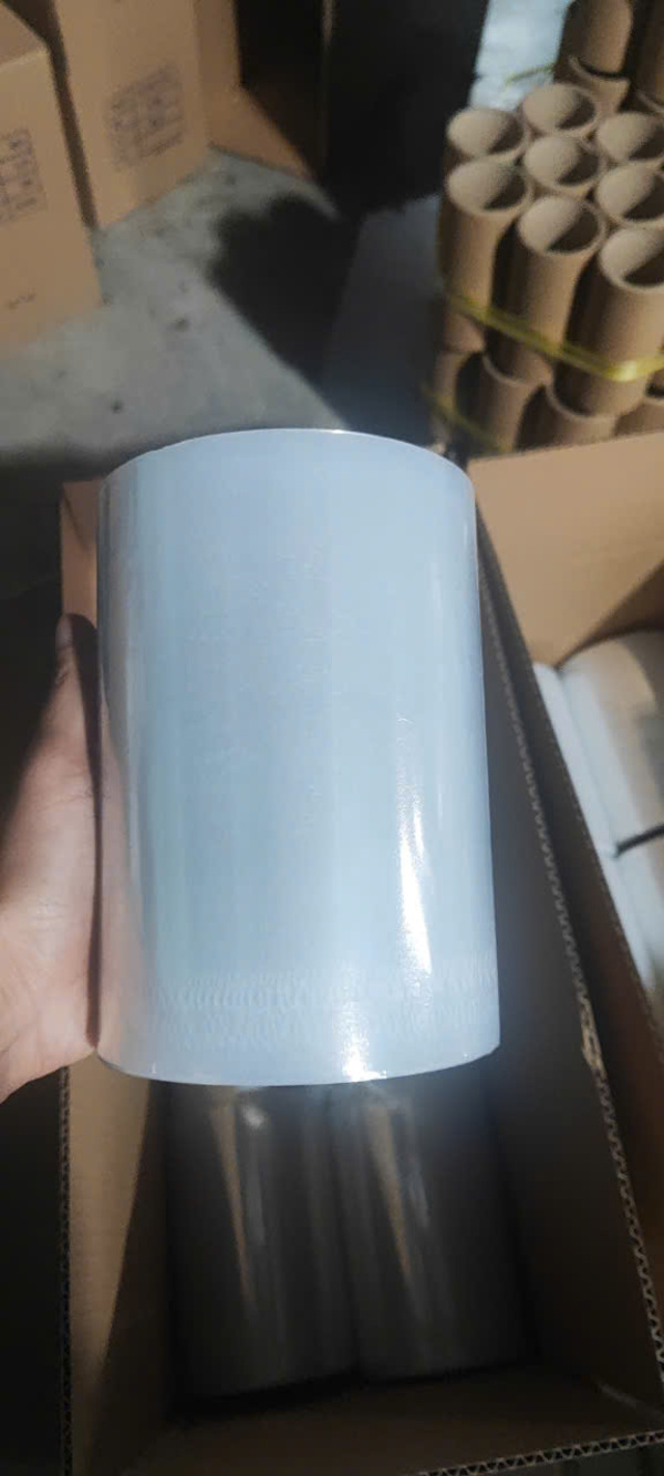 Màng PE quấn pallet