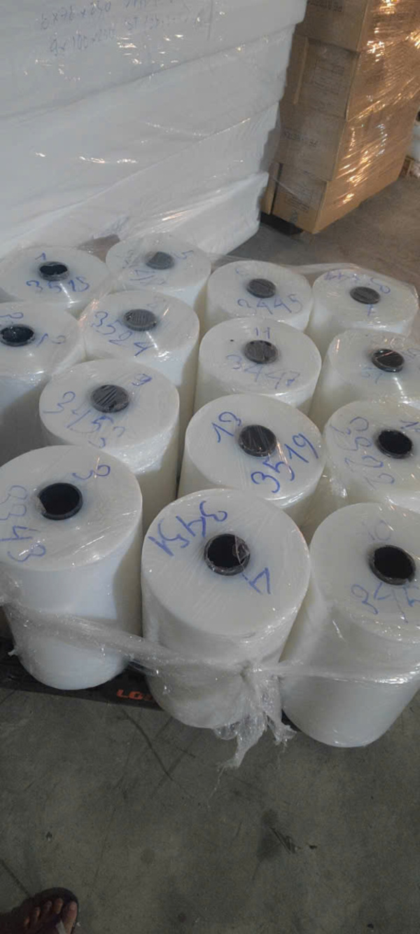 Màng PE quấn pallet