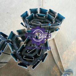 Mặt băng tải xích nan C