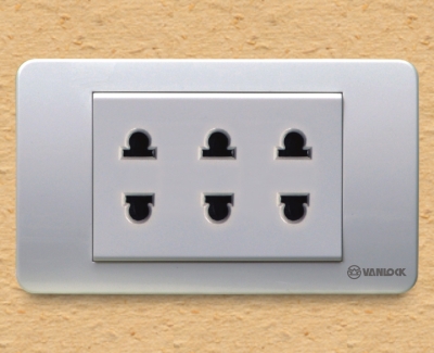 Mặt 3 ổ cắm 2 lỗ Sino