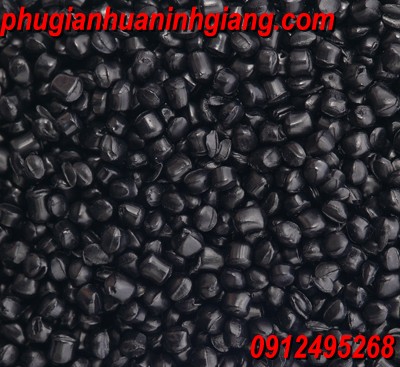 Hạt nhựa màu đen