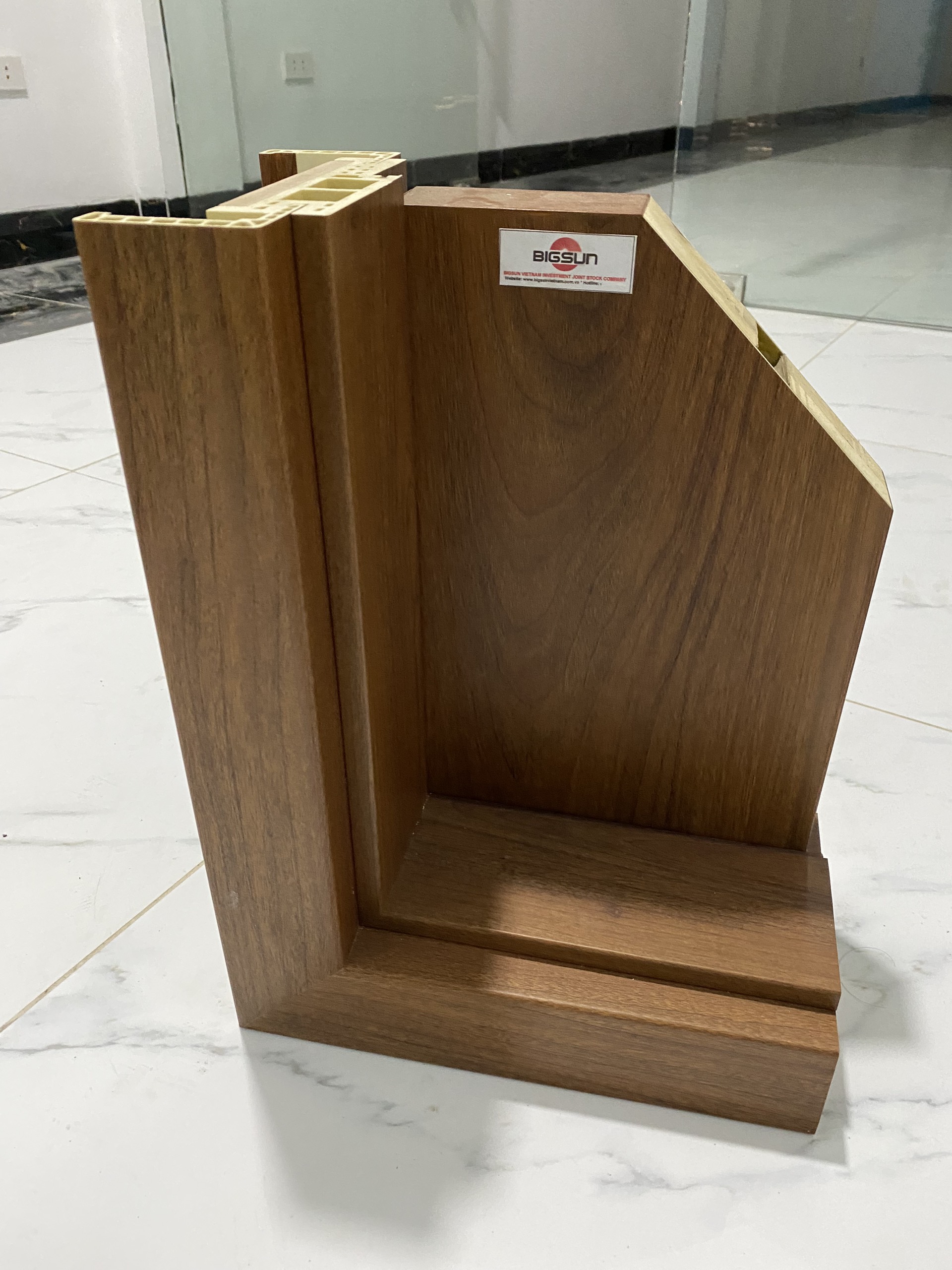 mẫu góc cửa