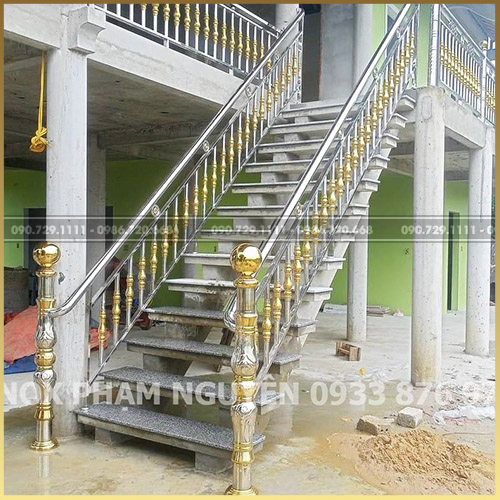 Mẫu cầu thang inox đẹp