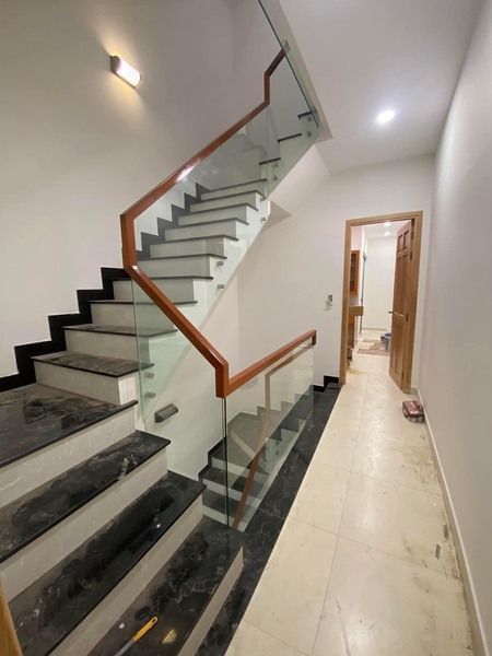 Mẫu cầu thang thi công thực tế