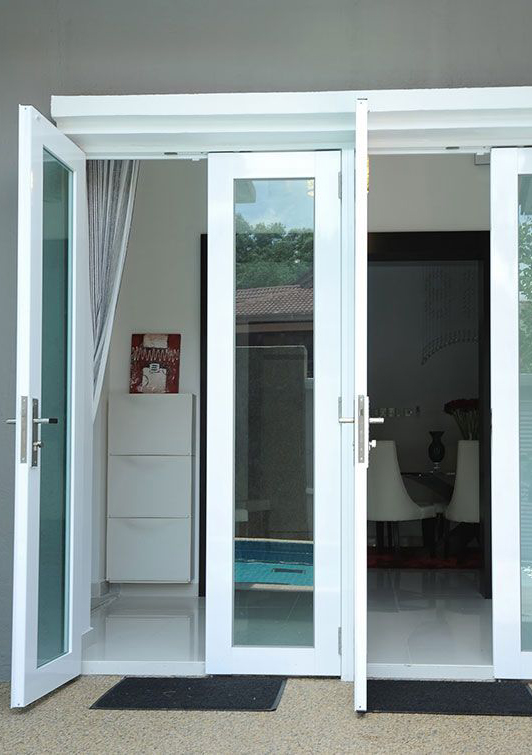 Cửa nhôm kính cường lực