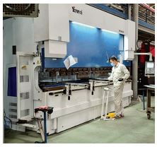 Máy chấn CNC