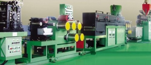 Máy sản xuất dây đai PET