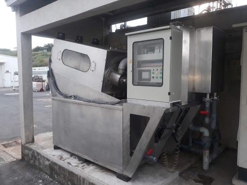 Máy ép bùn trục vít 3 trục