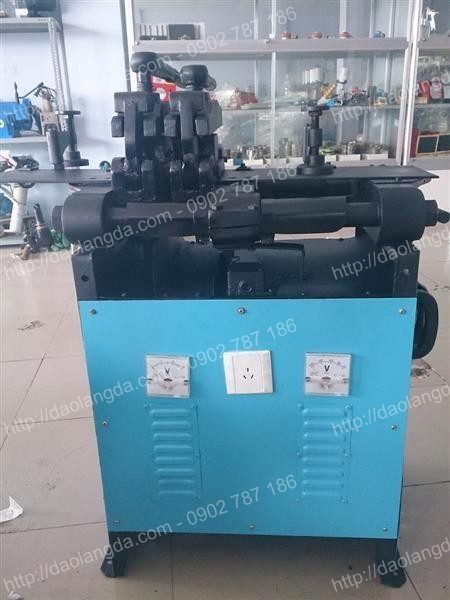 máy hàn lưỡi cưa lọng