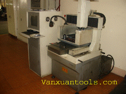 Máy khắc CNC
