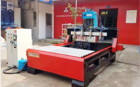 Máy khắc đá CNC